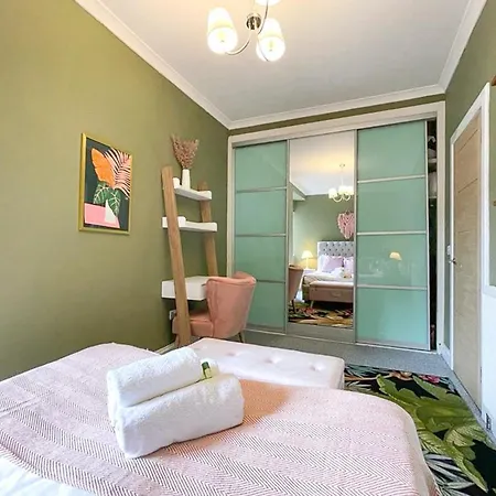 Lively & Energetic 2Br On The Royal Mile Apartment Edinburgh Exterior photo