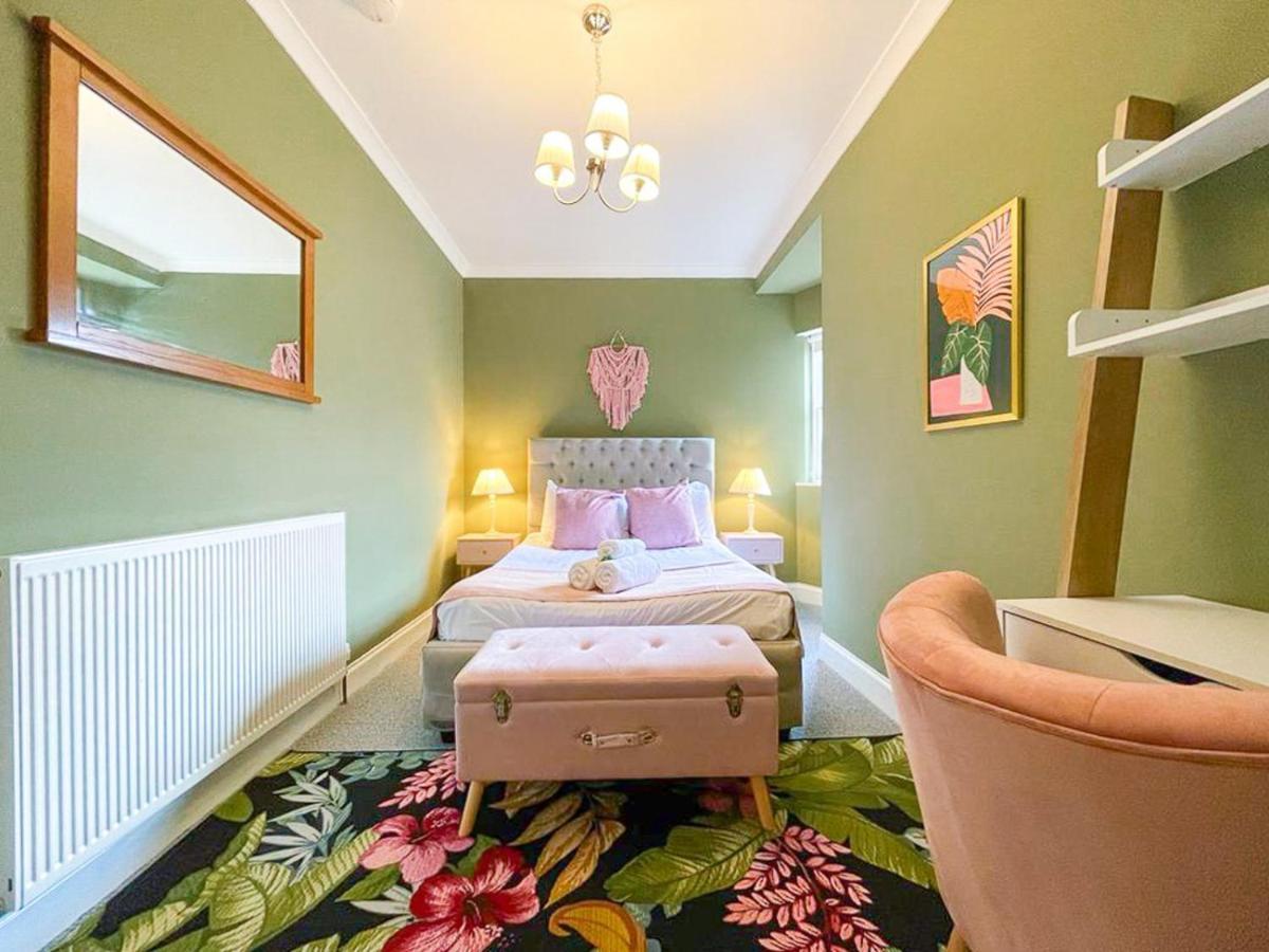 Apartamento Lively & Energetic 2br On The Royal Mile