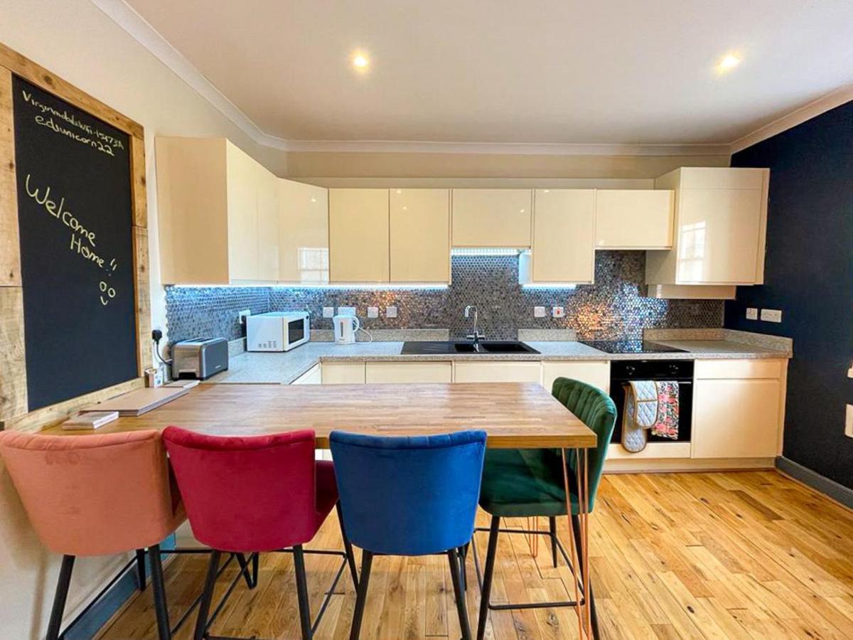 Apartamento Lively & Energetic 2br On The Royal Mile *