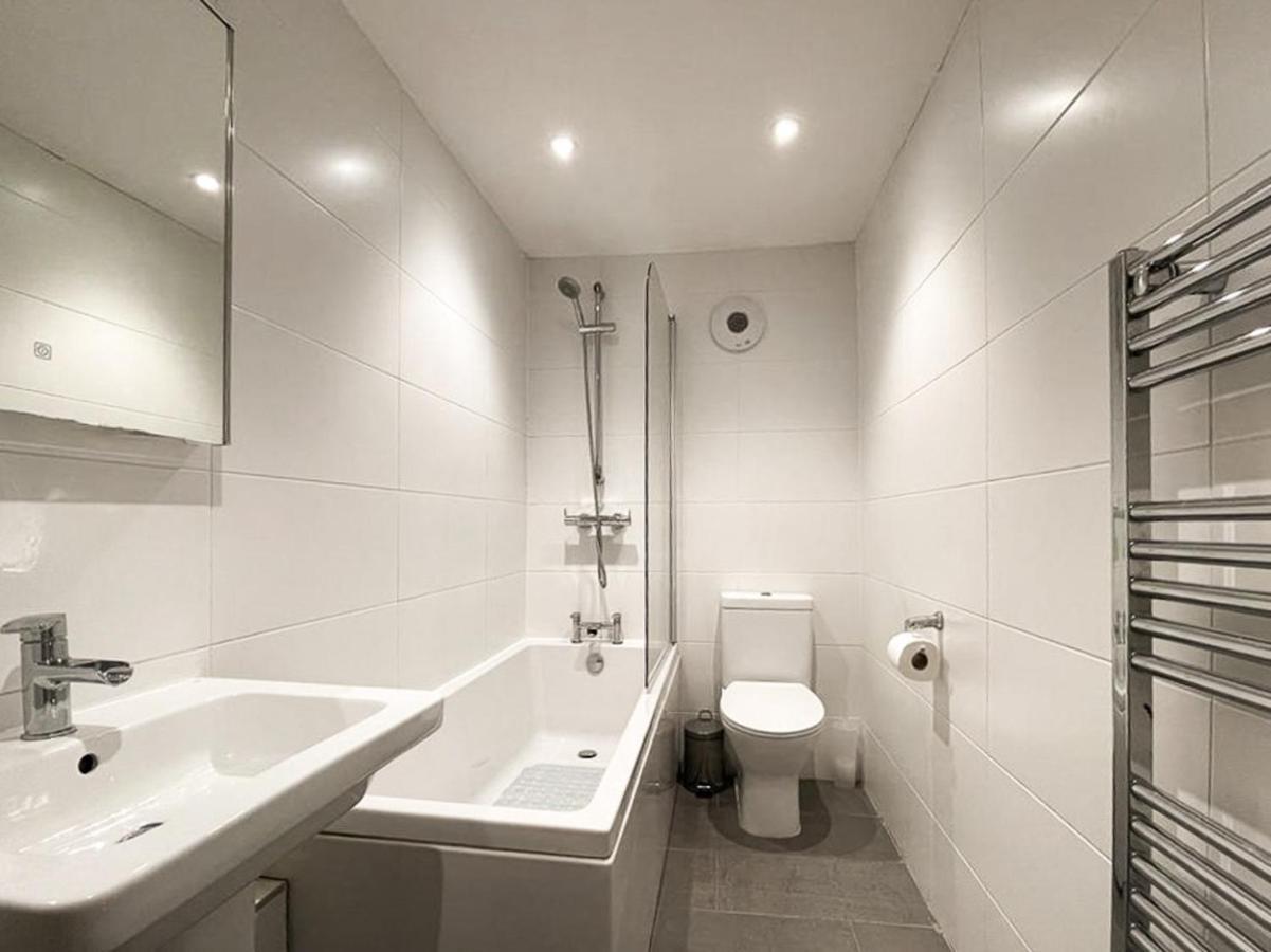 Lively & Energetic 2br On The Royal Mile Эдинбург