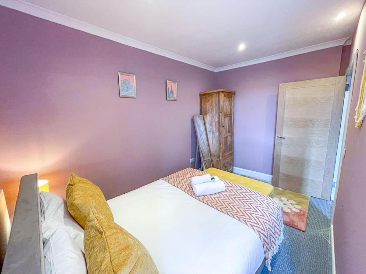 Apartamento Lively & Energetic 2br On The Royal Mile