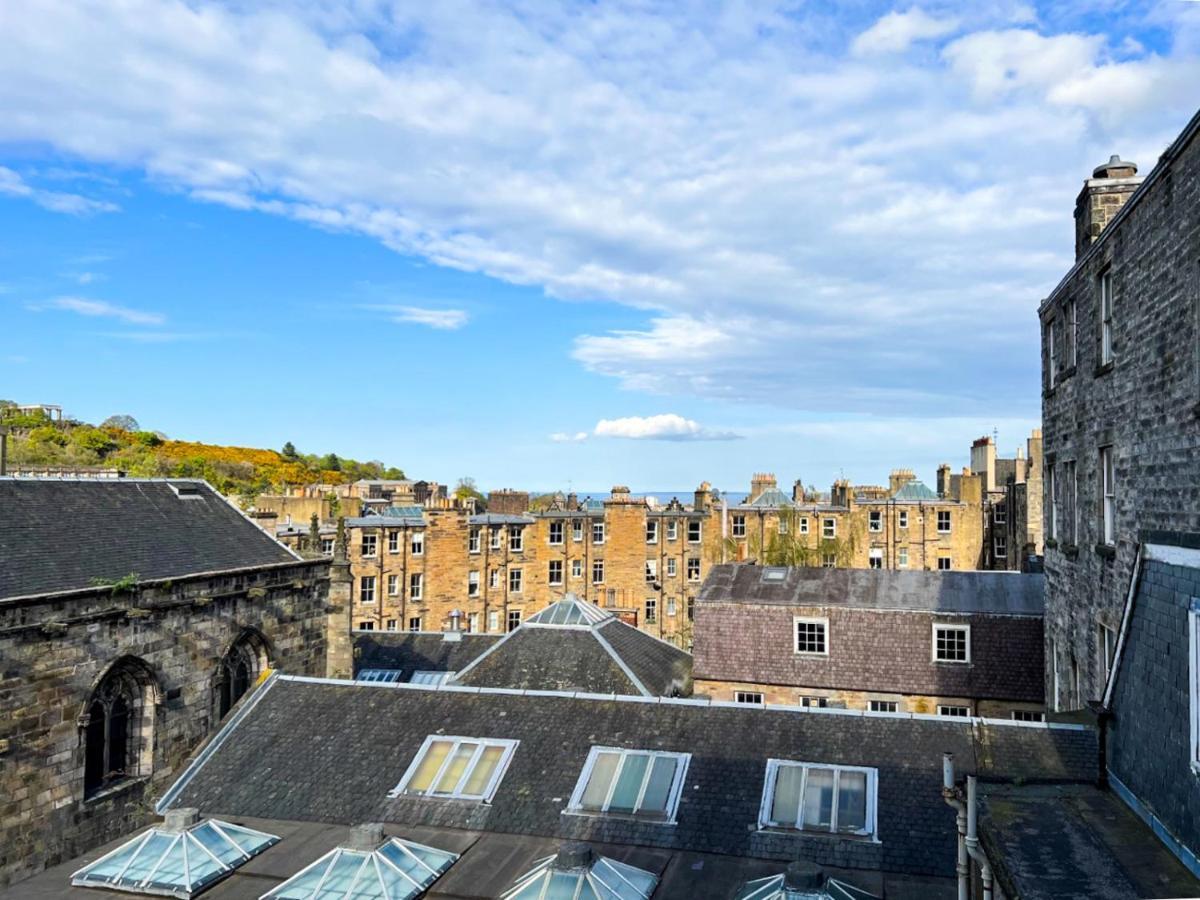 Lively & Energetic 2br On The Royal Mile Edimburgo